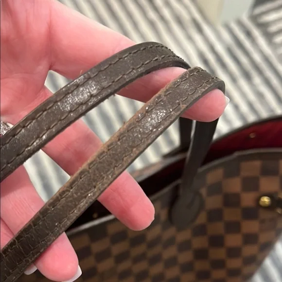 Louis Vuitton Neverfull MM - Picture 13 of 13
